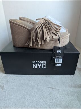 Madden NYC Taupe Fringe Slide Sandals Size 7 NIB